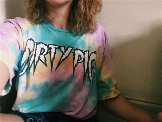 daphneroyer's tweet photo. Proud dirty pig 🐷💓✨

@janoskians #6YearsOfJanoskians 
@JaiBrooks1 @luke_brooks @danielsahyounie @BrooksBeau @James_Yammouni https://t.co/hGdd94as5M