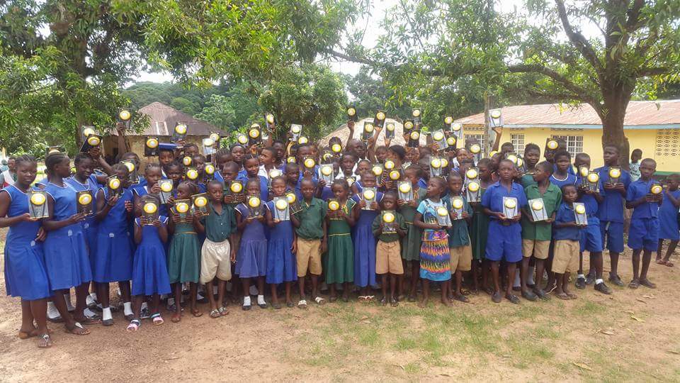 cu4cissn's tweet photo. Bumpe received the 1st shipment of solar lanterns! Many children without access to electricity will be able to study at night without risk. https://t.co/TDTN2SvELn