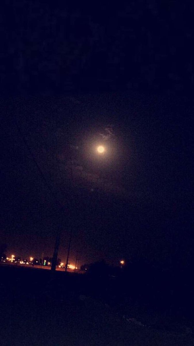 Y O U S E F On Twitter تحت ضوء القمر يحلو السمر