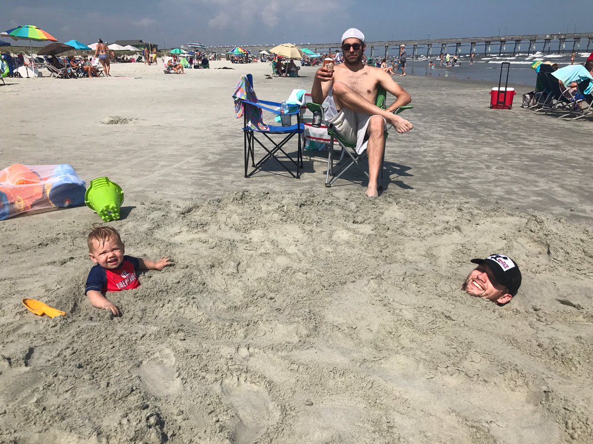 TheoReactionss's tweet image. Mommy made daddy's body disappear in the sand. I joined in on the fun. #BeachBaby #SummerVibes