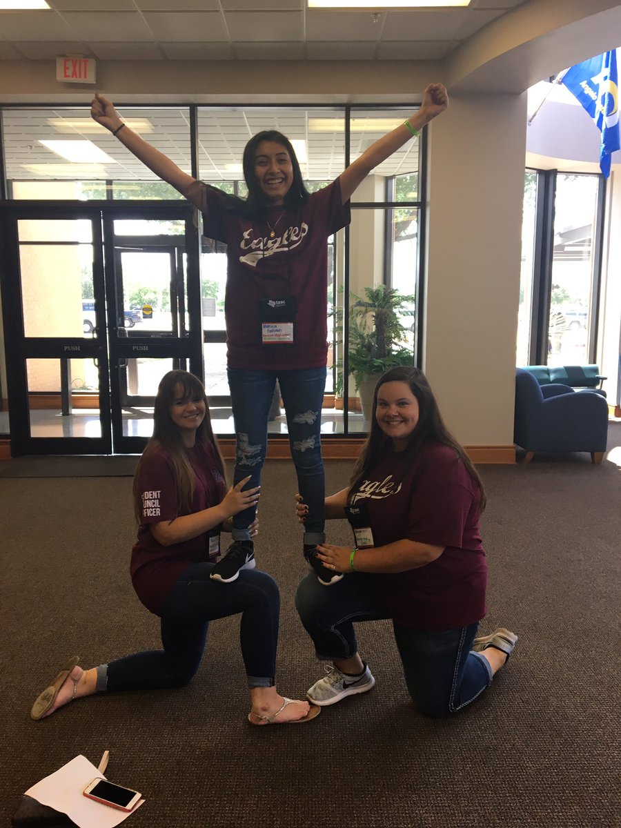 RowlettStuCo's tweet photo. #TASCASU17 #RHSTASC https://t.co/Vysr1NQFOm