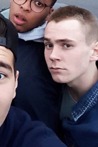 CHOCADA EM OSLO! Tarjei raspou o cabelo
