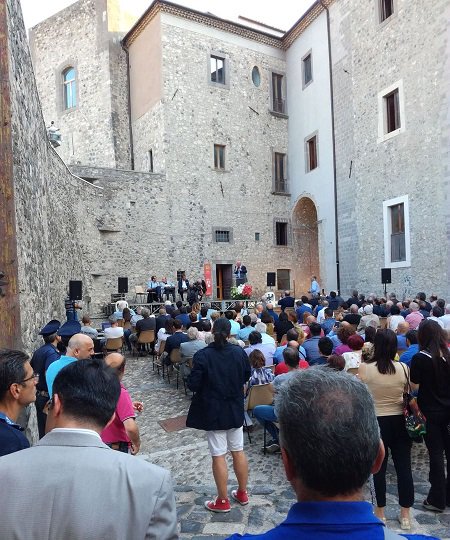 GrandeOrienteit's tweet photo. Dopo tanti secoli, Federico II è un personaggio di grande attualità.
A #Melfi un incontro pubblico per parlare delle radici della #Libertà. https://t.co/Zj9Oa4f6s3
