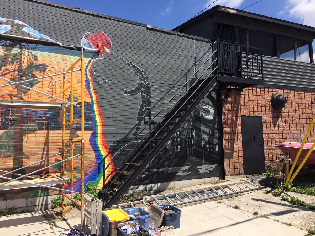 CBCAfternoonDr's tweet photo. Some Grade 6 students in #LdnOnt are paying tribute to the late Tom Thomson with this mural. We meet a few of them @ 5:10. #cbc https://t.co/YGdBIvL9Ky