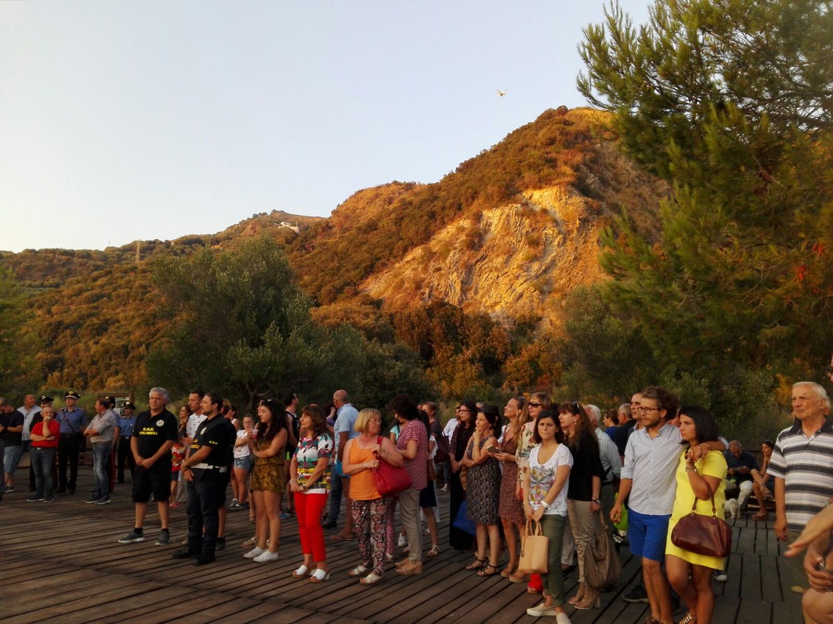 SabriCapozzolo's tweet photo. #Ascea inaugurazione del #SentieroDegliInnamorati paesaggi e percorsi naturalistici alla scoperta del nostro meraviglioso #Cilento https://t.co/kBYYRfLua0