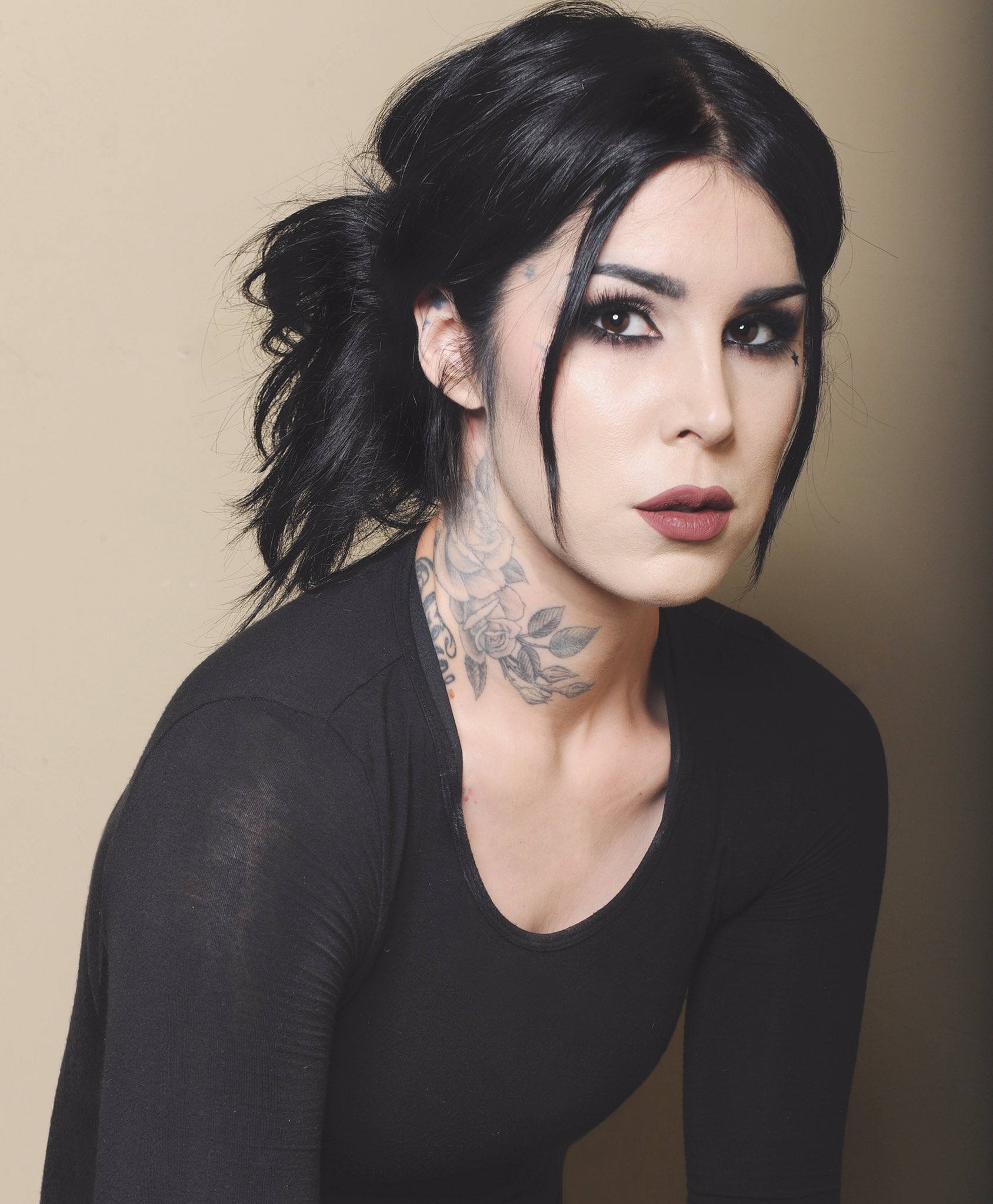 Kat Von D on X Today I celebrate 10 years of sobriety. https t 87xB0nZiXx X