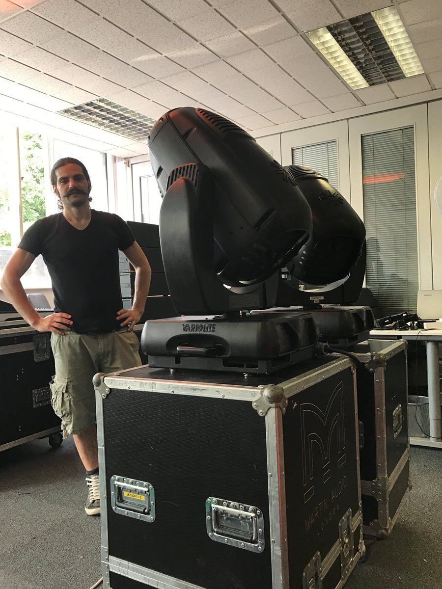 UsedfulLimited's tweet image. Yorgos Kladouris VS VL 35000Q Spots