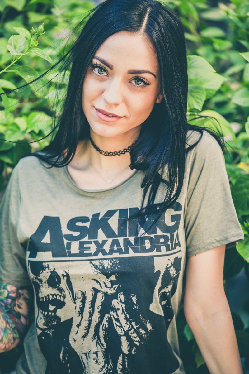 Asking Alexandria Shop These Looks At T Co 5szsouqvio