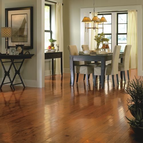HanoverFloors's tweet image. Happy Flooring Friday! Fall in love with your flooring again! Come see us this weekend so we can help your home become your dream home!