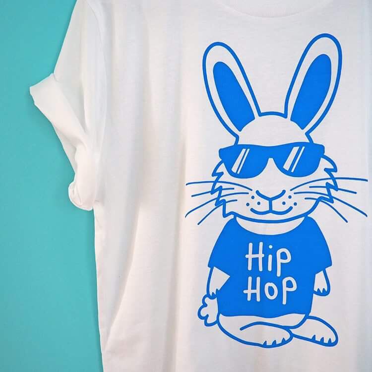 Hip Hop Bunny tees are FINALLY in our @EtsyUK shop! 🐰🕶💙etsy.com/uk/listing/527… #printspotters #squeegeeclub #etsyuk #btnetsy