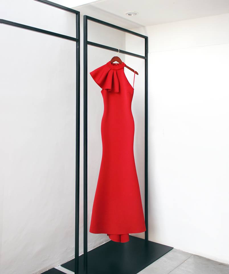 Hey there sexy! Vestido Mika y Keller talla L precio de venta $1,500.- disponible en ambas sucursales y página web