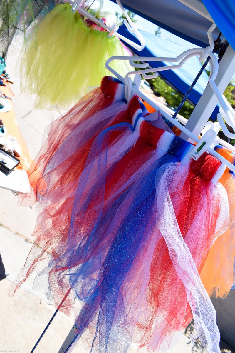 McAmberdawn's tweet photo. Pueblo Vendor Summer Sale, 7-8-17, 8am to 5pm. #MesaJunction #PuebloCO Candied Walnuts, #Tutus4U2 #VoodooTrunk Crystal Accessories @EMDMInc https://t.co/SL8q7miHJy