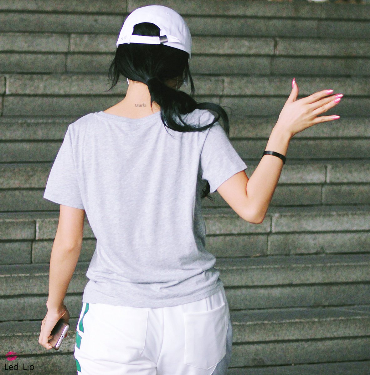 170707 뮤직뱅크 출근 마마무 화사 / 혜진님, 여왕님만 걸어서 나오면 서울이 뉴욕이 돼요...😱😱❤️