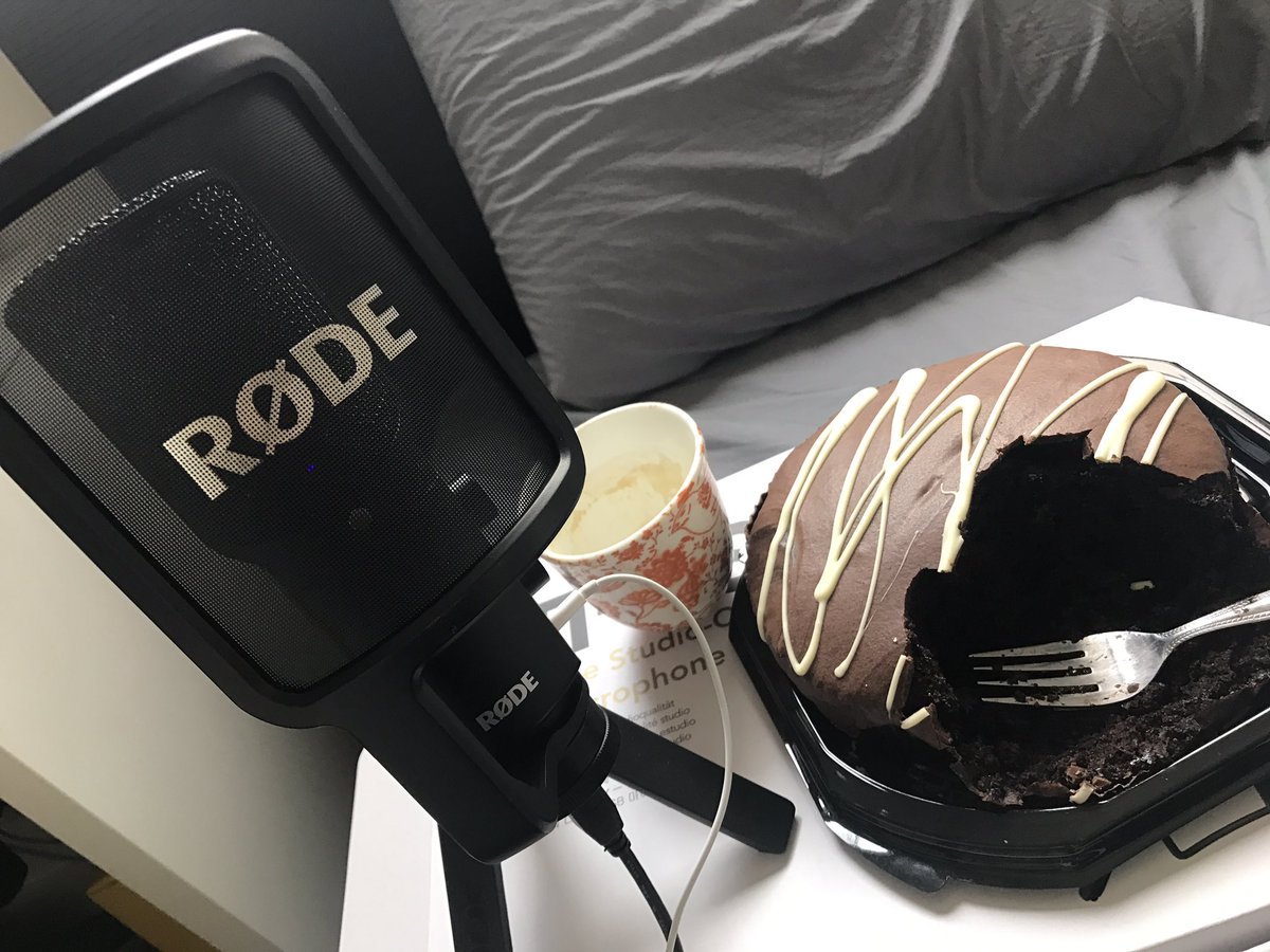 brentcdavidson's tweet photo. Perfect way to record the first #SWITCHCast with @makethe_switch #cake #coffee #podcast https://t.co/OJoXNfFQvP