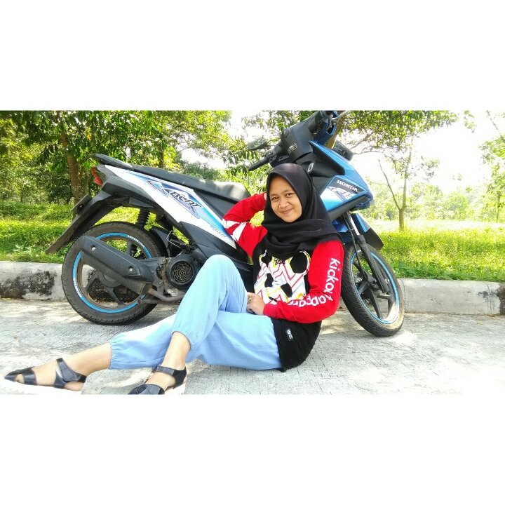 indriisoniq's tweet photo. Tidak pandai untuk Bergaiya😂😁🐼
📷NiaaIjem😘 https://t.co/A3d5A7Dvdb