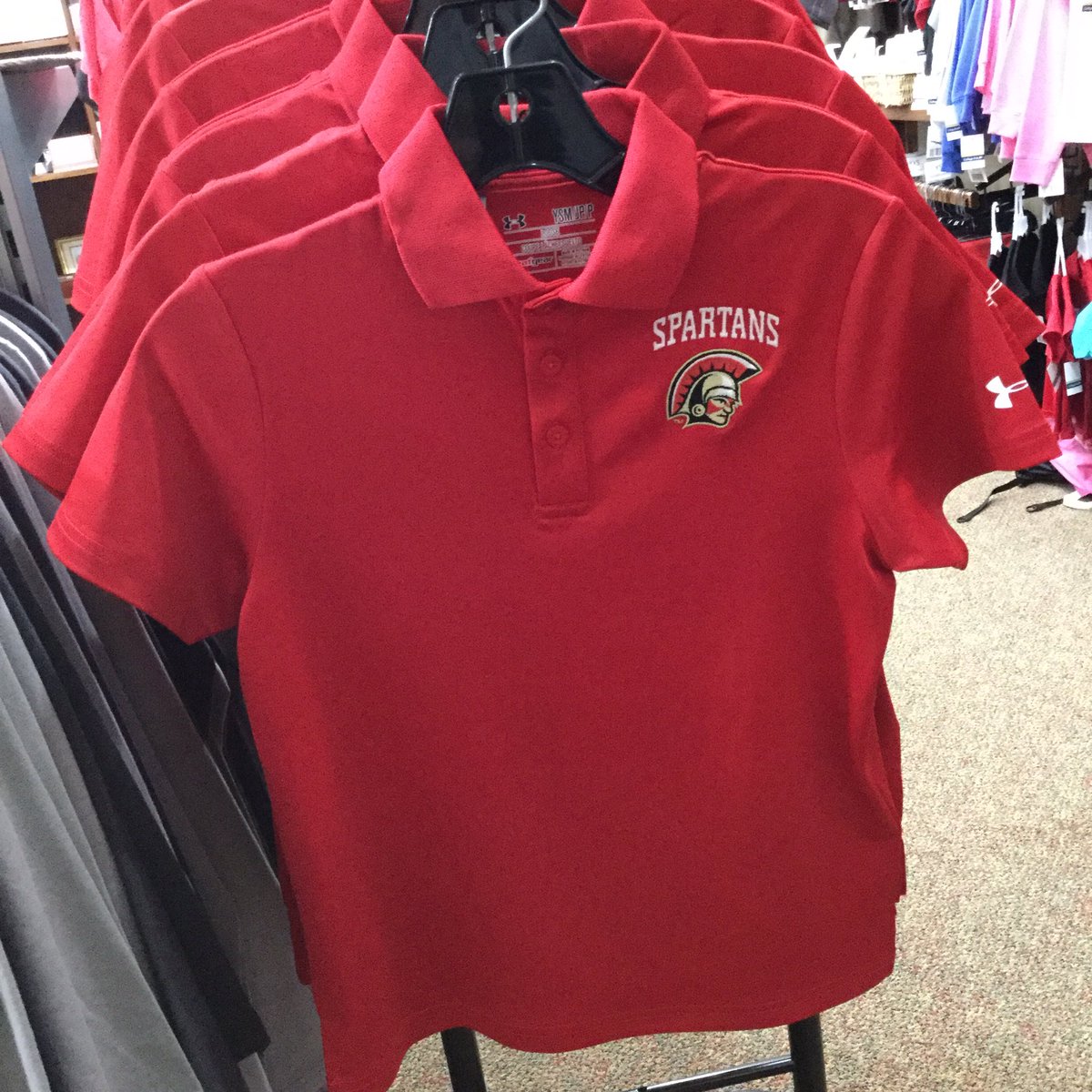 GACSpartanstore's tweet photo. Great new Under Armour youth polos and Threadborne tshirts. #underarmour #threadborne #protectthishouse #polo #gacspartanstore https://t.co/TJPLBqNXjH