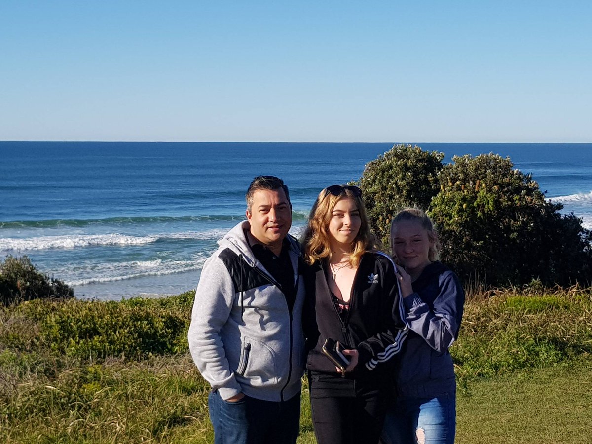 MLe_Cerf's tweet photo. #myfavouritehumans https://t.co/wqGHwxKiAL