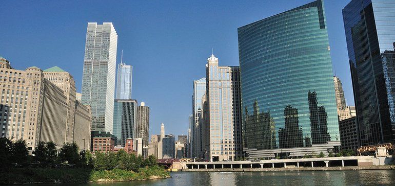 BuildingWise's tweet photo. Report: #Chicago has the most #green office space in the US. #energy #business #goals #design #sustainability #world https://t.co/W6UxOI7X4w https://t.co/9Ms6t98UP6