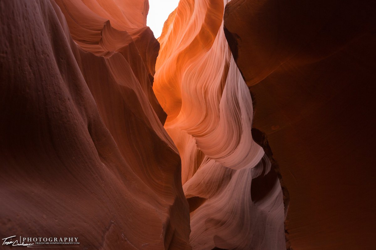 TornadoVortex's tweet photo. 06/08/17 Lower Antelope Canyon: https://t.co/R7r1UcBQyw https://t.co/ixmFGzXkFv