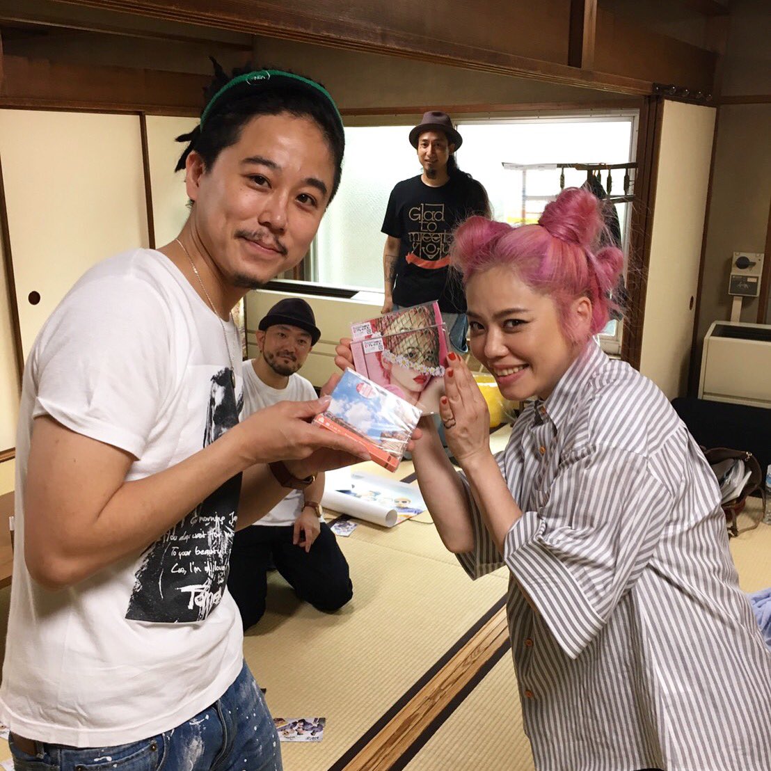 Charaさんと韻シスト、ニューアルバムの交換会をさせて頂きました