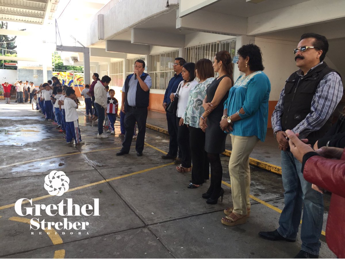 Grethel_Streber's tweet photo. Hoy visitamos y escuchamos las necesidades de la Escuela Primaria Narciso Mendoza de la Colonia Amatitán de #Cuernavaca  #EstamosContigo https://t.co/Vy6tECYrYz