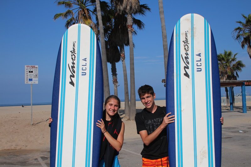 SummerDiscovery's tweet photo. Hang 10! #sducla #discoverucla https://t.co/kx56XZrvS6