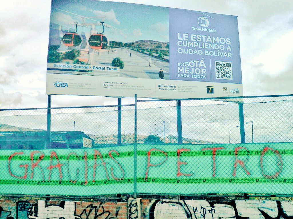 HOLLMANMORRIS's tweet image. Metro Cable de Ciudad Bolívar. La gente sabe.