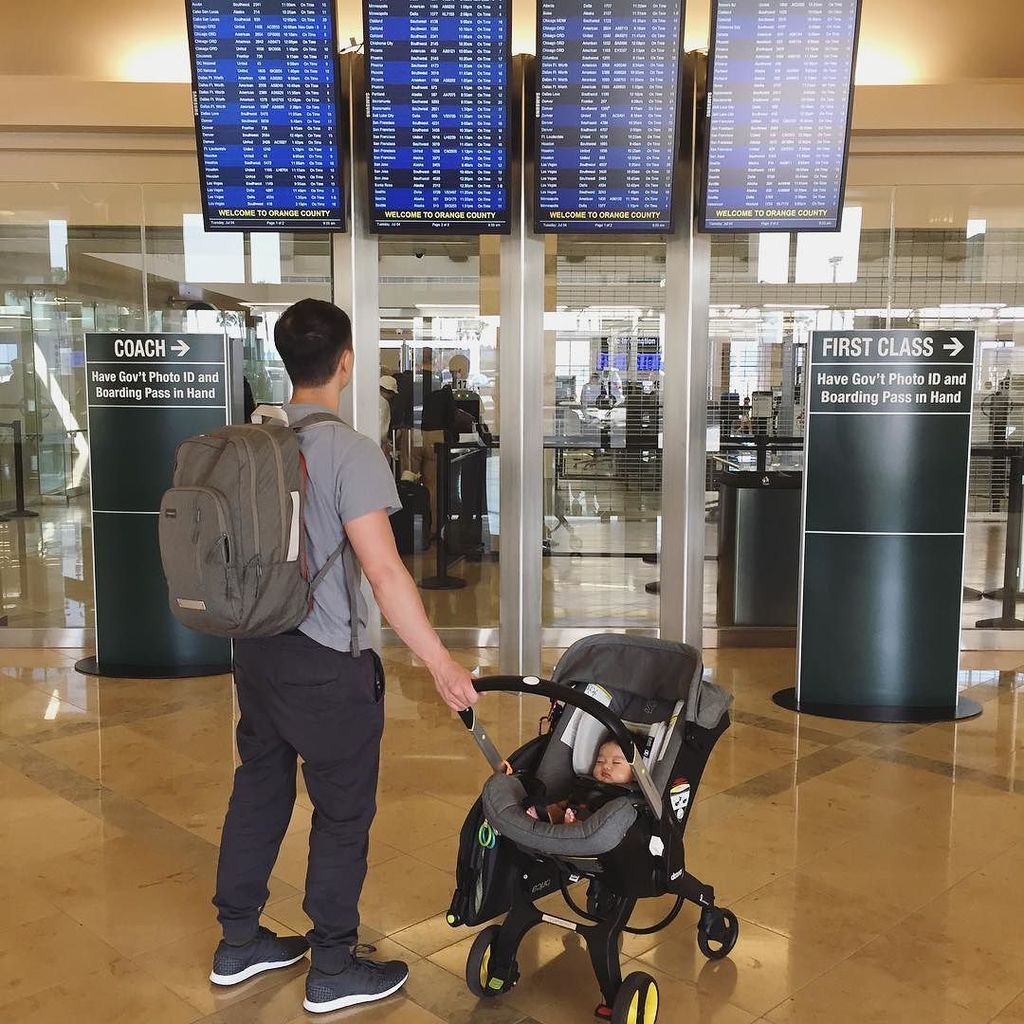 GQtrippin's tweet photo. Flashback to this past weekend's family trip to SoCal. A first of many! 👨‍👩‍👧🗺 #dylananddaddy #baomeetsworld https://t.co/U6uFPceUcS https://t.co/tbbZNnp3R4