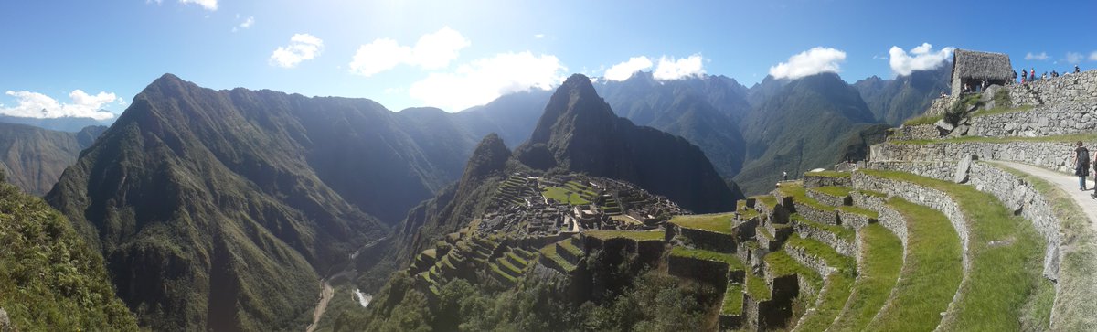 ERICXPEDITIONS's tweet photo. MACHUPICCHU ... It has been 10 years since the Citadel of Machupicchu was declared one of the Seven Wonders of the World. Come and enjoy it! https://t.co/JCAugtVFP2