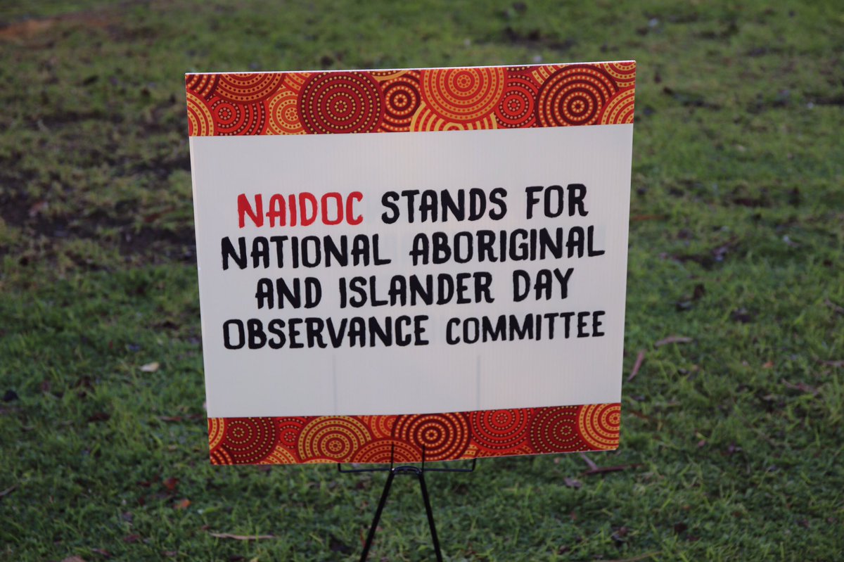 MikeNahan's tweet photo. I joined NAIDOC week celebrations earlier to support indigenous language and literacy. #NaidocWeek2017 https://t.co/6HMQyolGip