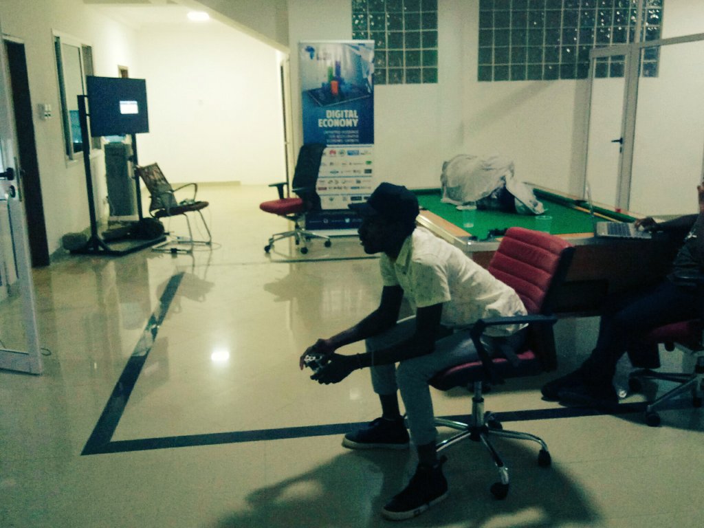 2:34am: only the strong survive #MOBEX17 #NERDCON #ASCENSION Game Night