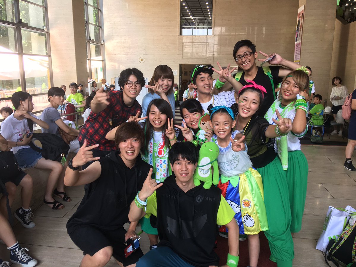 Greeeen 17live Tour グトテダン 本日は初日の戸田市文化会館fc優先ライブ グッズコーナー Fcブースなど盛りだくさん 会場は大盛り上がりです このあと12 30 Fcブース付近にてダンサブルがありますよ 是非ご参加下さい W Greeeen Greeeen 17live Tour グトテダン 本日は初日の戸田市文化会館fc優先ライブ グッズコーナー Fcブースなど盛りだくさん 会場は大盛り上がりです このあと12 30 Fcブース付近にてダンサブルがありますよ 是非ご参加下さい W Greeeen