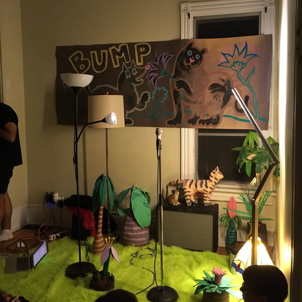 Sweaty night at <a href="/bumpisashow/">BUMP</a> tonight.