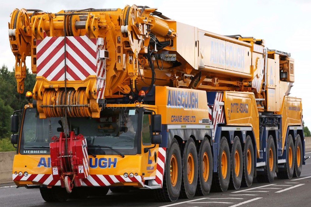 MorganLeyzanLtd's tweet photo. 750 TONNE AVAILABLE FOR SALE #Liebherr #crane #biglift #allterraincrane #exeurope #Now END YOUR SEARCH HERE! https://t.co/dtWR7eSUYq