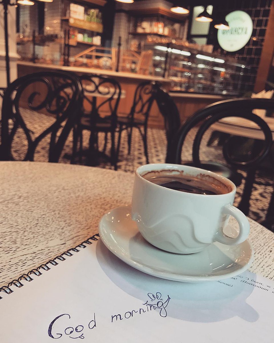 irina8antonenko's tweet photo. Иногда ходишь пол дня как зомби и только вторая чашечка кофе ☕️ пробуждает и наконец вводит в бодрое состояние) так ли кофе помогает? https://t.co/UaUkXxyzAr