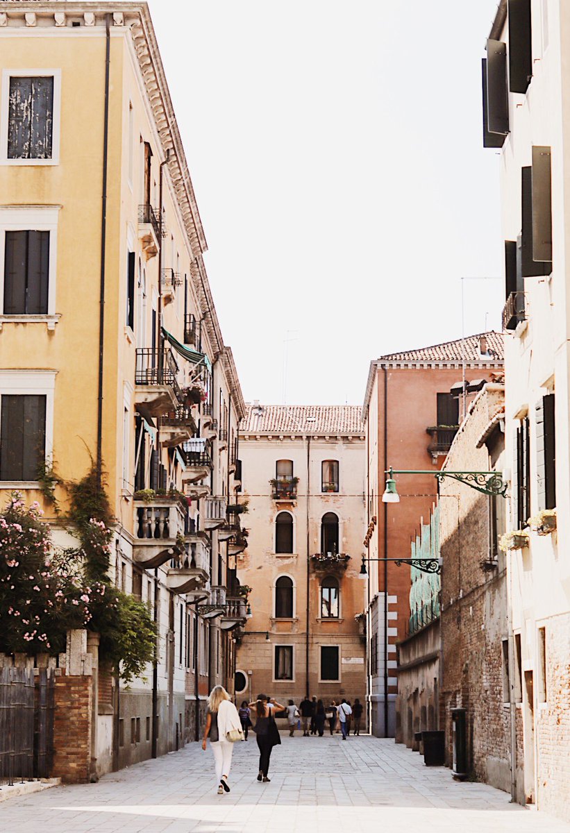 AlexandraNibley's tweet photo. venice https://t.co/9RlDwnEDVC