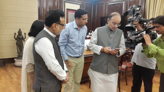 View image on Twitter