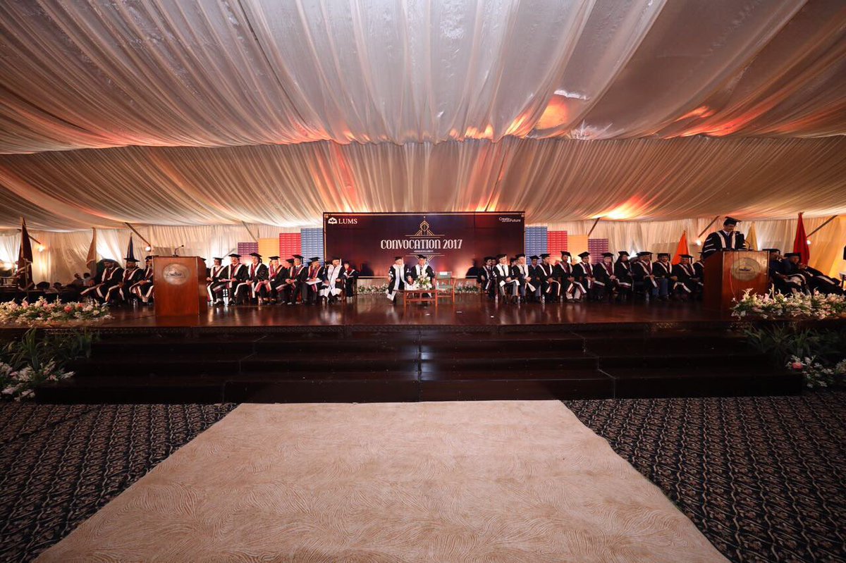 LifeAtLUMS's tweet photo. A glance at the stage during Convocation 2017 #GraduatingLuminites https://t.co/95itfIu2TK