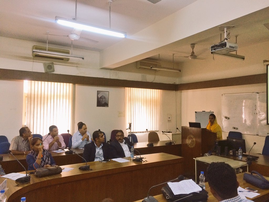bora_archana's tweet photo. Ms Neelam, Gayatri Mahila Village Organisation Jury evaluations 49th #skochsummit #skochawards @SkochSameer @skochgroup https://t.co/ia7YeI5xBP