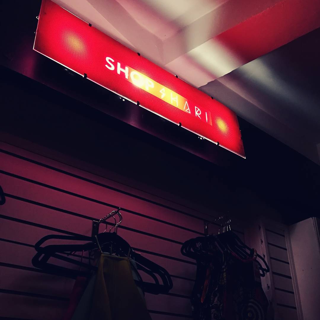 cariblookbook's tweet photo. Congratulations on the new spot, #ShopShari! β₯ https://t.co/AD2kP0mgQG