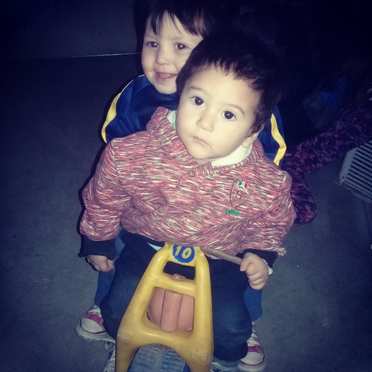 AguussJB's tweet photo. Mis unicos amores😍💞
Mis sobrinos Axel y ciro❤💘 https://t.co/KGcPdlsuCT