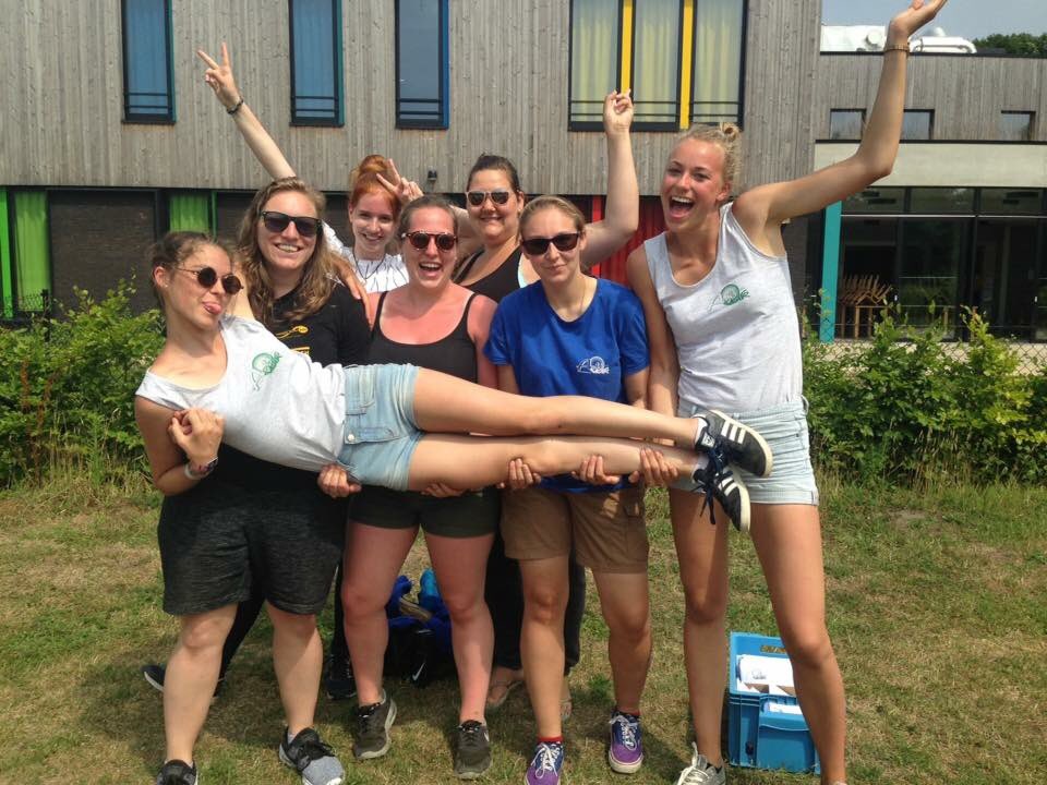Activak's tweet photo. Zalige eerste week kamp achter de rug #pretparkweek #activak #dezomerisvanons https://t.co/55psqLoD3O