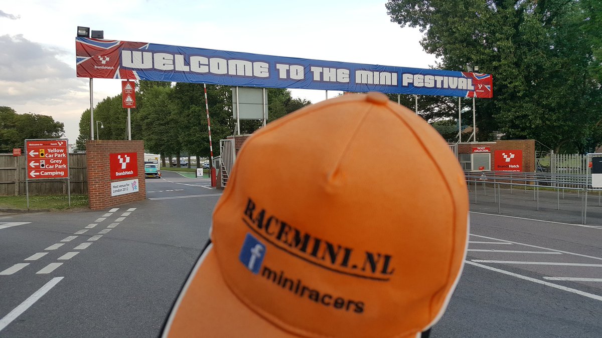 Racemini68's tweet photo. @Mini_Festival good morning. https://t.co/PtXmIJDC9W