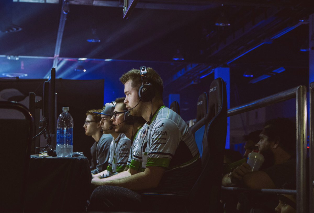 jrwhoo's tweet image. Optic Gaming MLG Anaheim 2017 #hireme #opticgaming #MLG