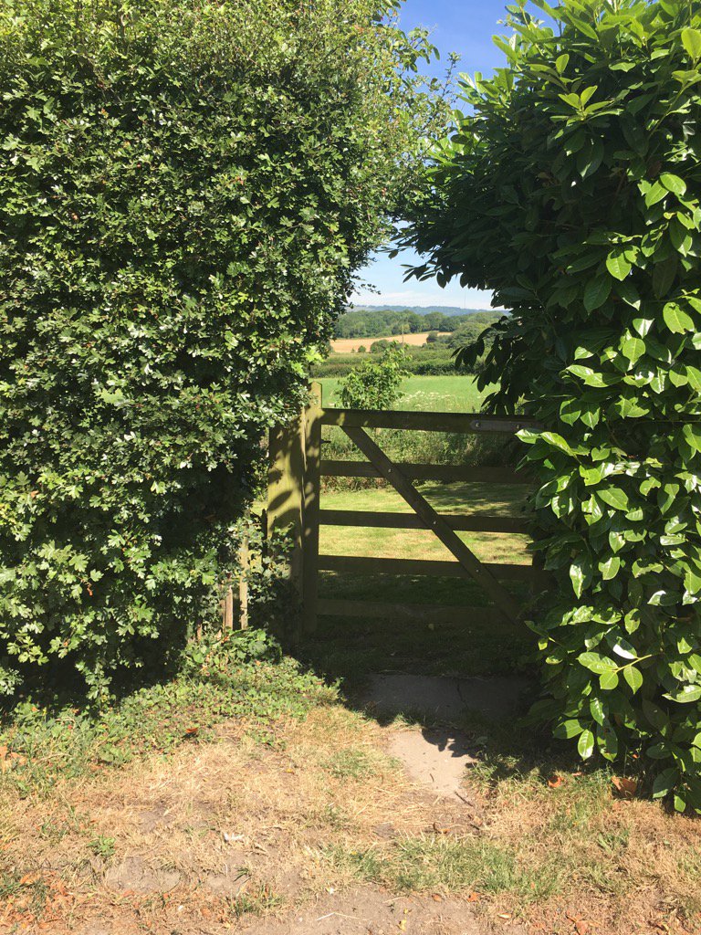 A beautiful day for viewing  #country #property with client moving from #london to #sevenoaks hartandvine.co.uk
