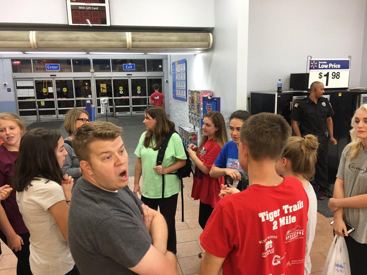 joshtwhite08's tweet photo. Bus driver change in Virginia. Spirits are up. Jeremy is sleepy. #pcnyc https://t.co/3f8q9MfRVZ