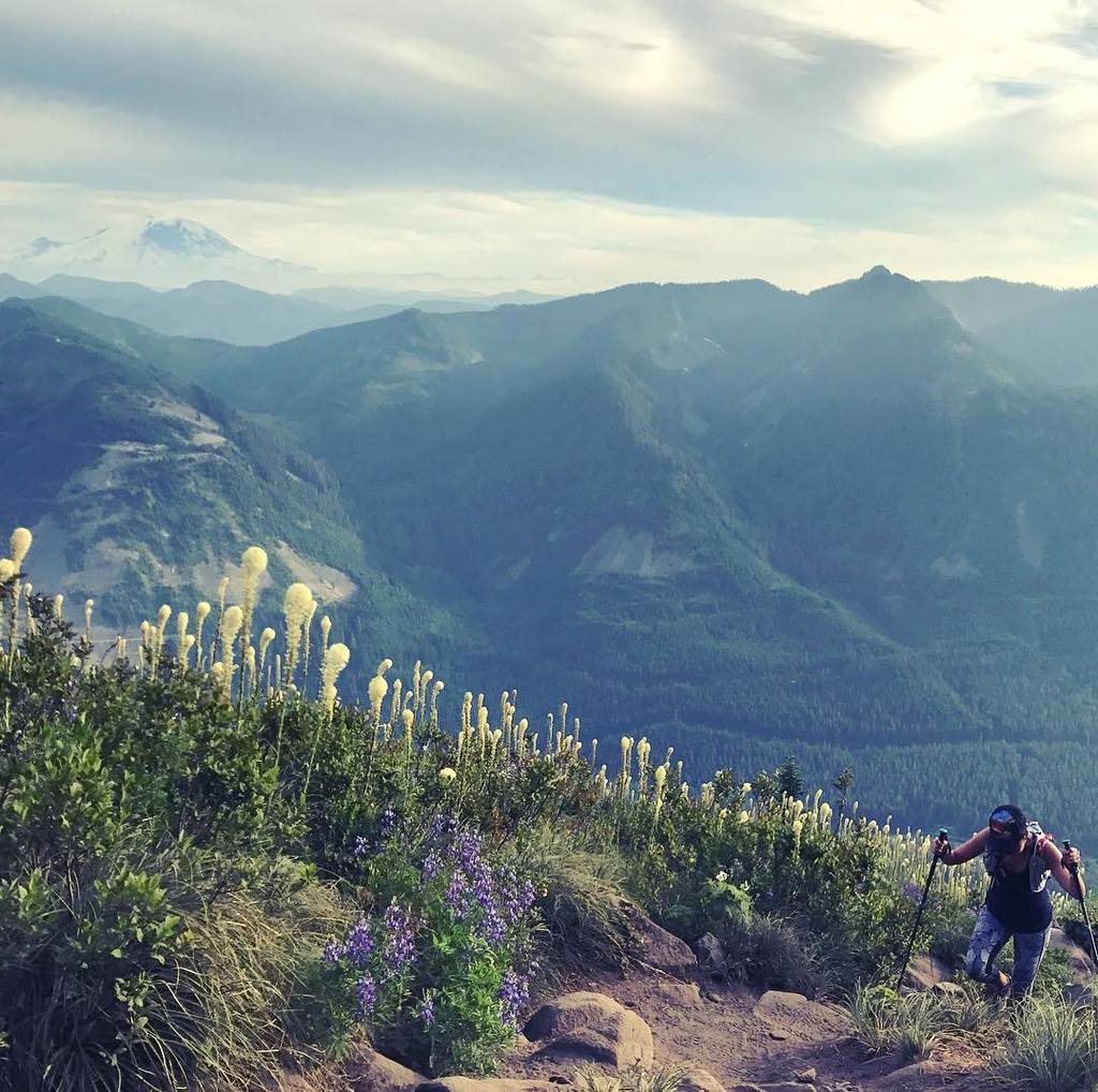 omgconor's tweet photo. #gettinghigh #afterwork w/ @shansplc. The #bugs were #intense. #fridaynighthike #datenight #hikeuprundown #buggedo… https://t.co/GdU8O4w5cG https://t.co/cDixDmQHBw