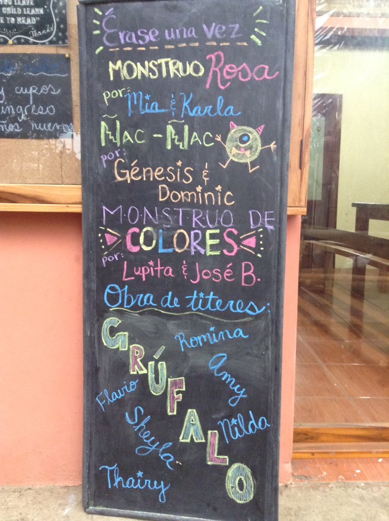 claralunaschool's tweet photo. [ÉRASE UNA VEZ] ¡Monstruoso! #claraluna #workaway #allyouneedisbooks #ilikereading #PuertoLopez #kidsclub https://t.co/ihXCfjpwVN