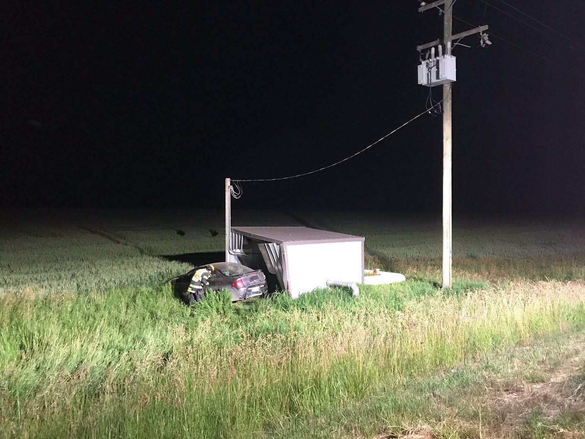 souledout30's tweet photo. Crews on scene of a single vehicle mvc rng Rd 223 just north of park lake. Traffic down to one lane. @lethtraffic https://t.co/JEBW2pQAo0
