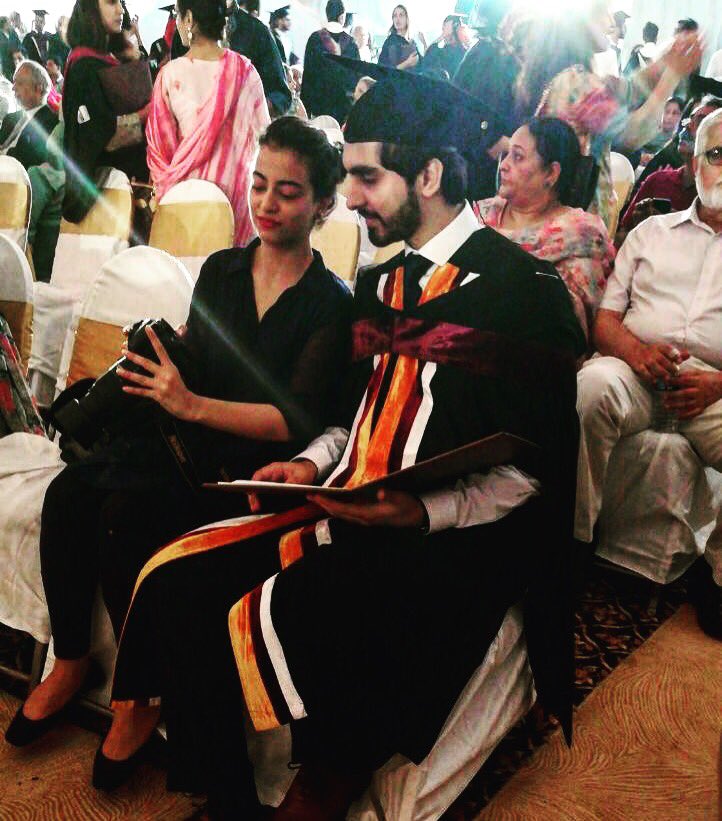 LifeAtLUMS's tweet photo. Moments won’t last forever, but memories can. #GraduatingLuminites, let’s make the most of this day! #GraduatingLuminite https://t.co/x0GqPeYQpi